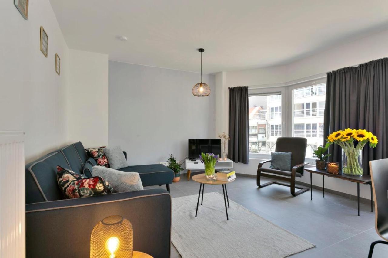 Delightful Family Apartment At Only 50 Meters From The Beach / Panne A Cote De Panne Esterno foto